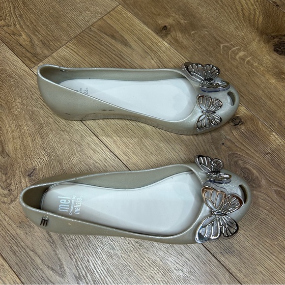 Mel by Melissa Ultragirl Fly II Flat size 3 - Picture 8 of 12
